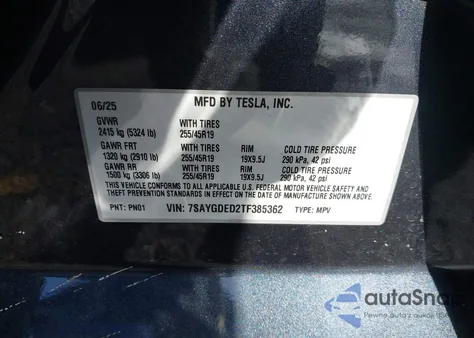 2026 Tesla Model Y Long Range Dual Motor All-Wheel Drive z USA, uszkodzony, nr VIN 7SAYGDED2TF385362